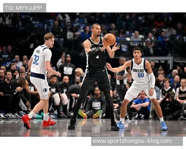 马刺三四号位优势显著文班异军突起让雷霆防线崩溃